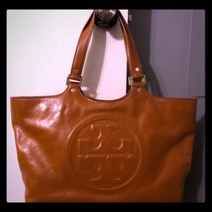 Tory Burch Handbag in tan